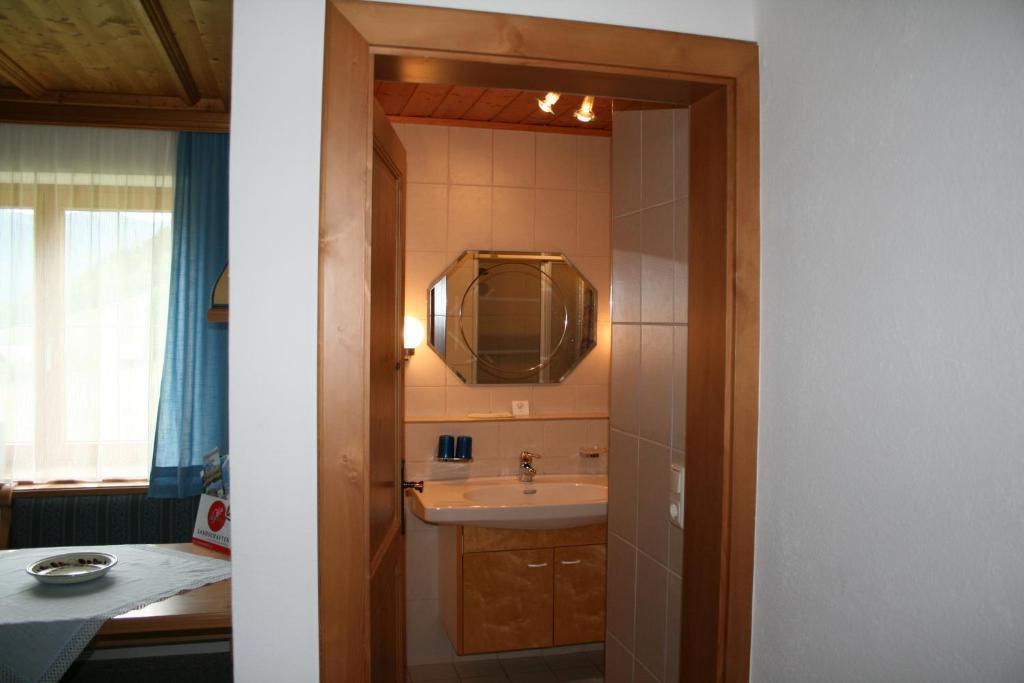 Andrea Schmaranzer - Privatzimmer Gosau Room photo