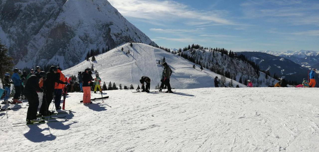 Andrea Schmaranzer - Privatzimmer Gosau Exterior photo